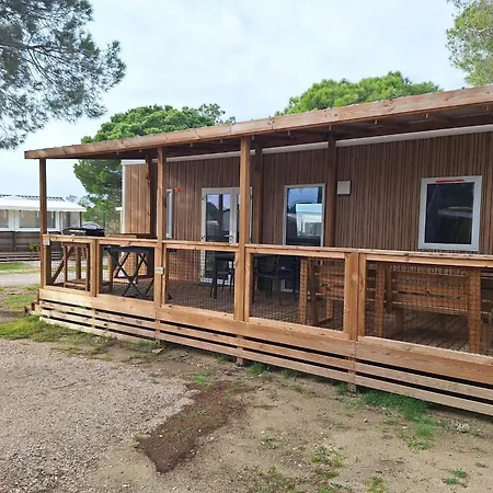 Mobil-home Premium 6 Couchages La Marine 4 Etoiles Homair Кемпинг
