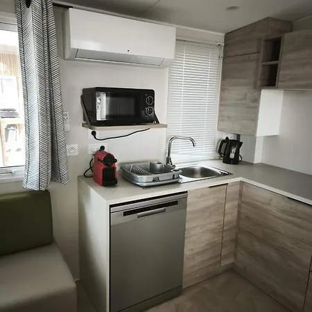 Mobil-home Premium 6 Couchages La Marine 4 Etoiles Homair