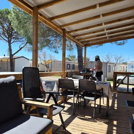 Campingplatz Mobil-home Premium 6 Couchages La Marine 4 Etoiles Homair