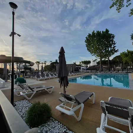 Mobil-home Premium 6 Couchages La Marine 4 Etoiles Homair *